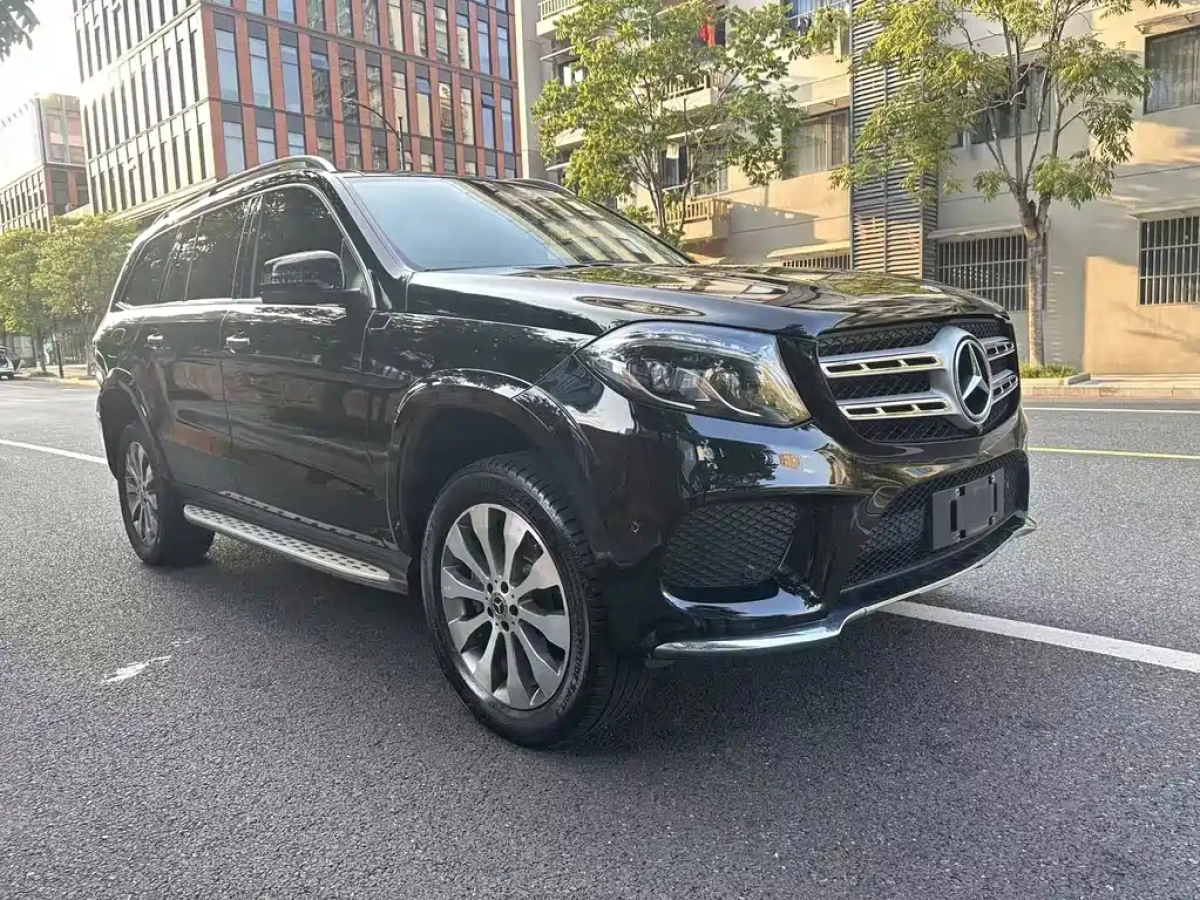 MERCEDES BENZ GLS