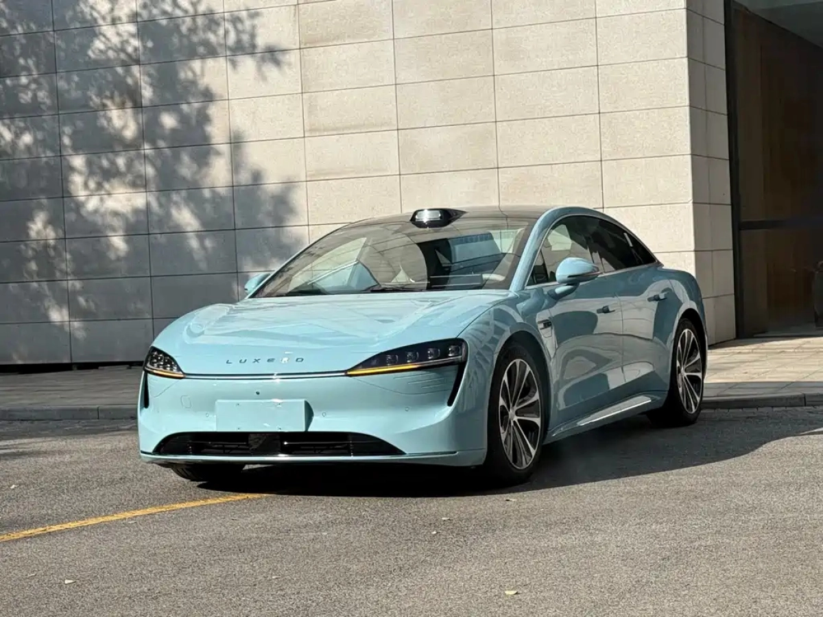 SMART WORLD S7  2025