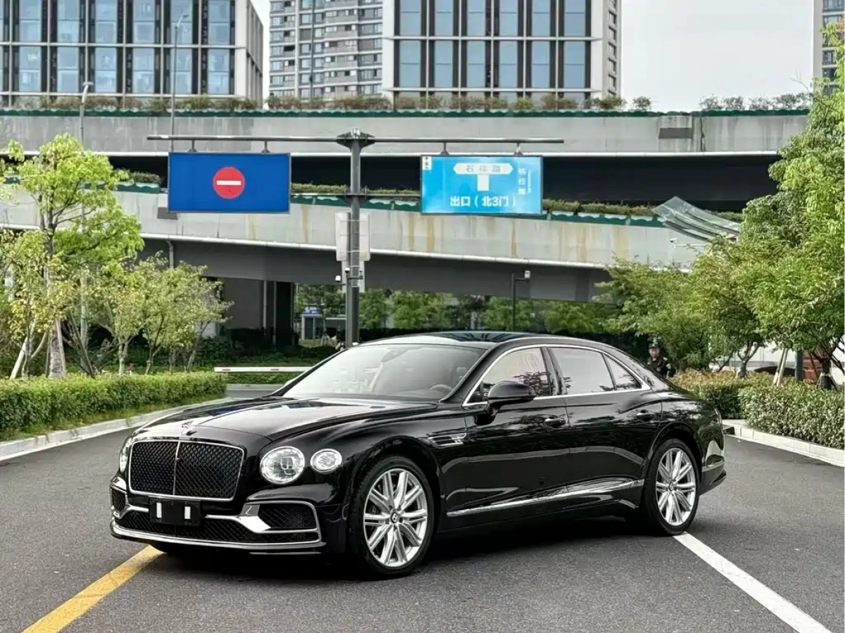 BENTLEY FLYING SPUR