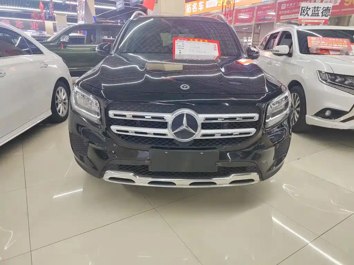 MERCEDES BENZ GLB