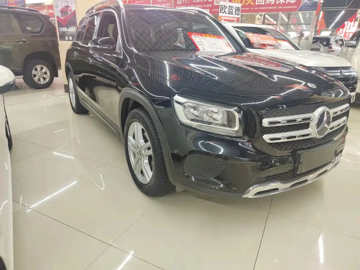 MERCEDES BENZ GLB