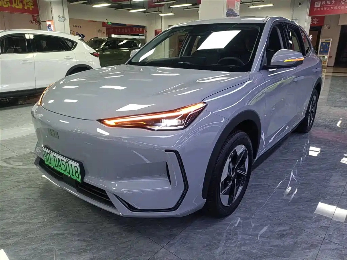 GEELY GALAXY GALAXY E5