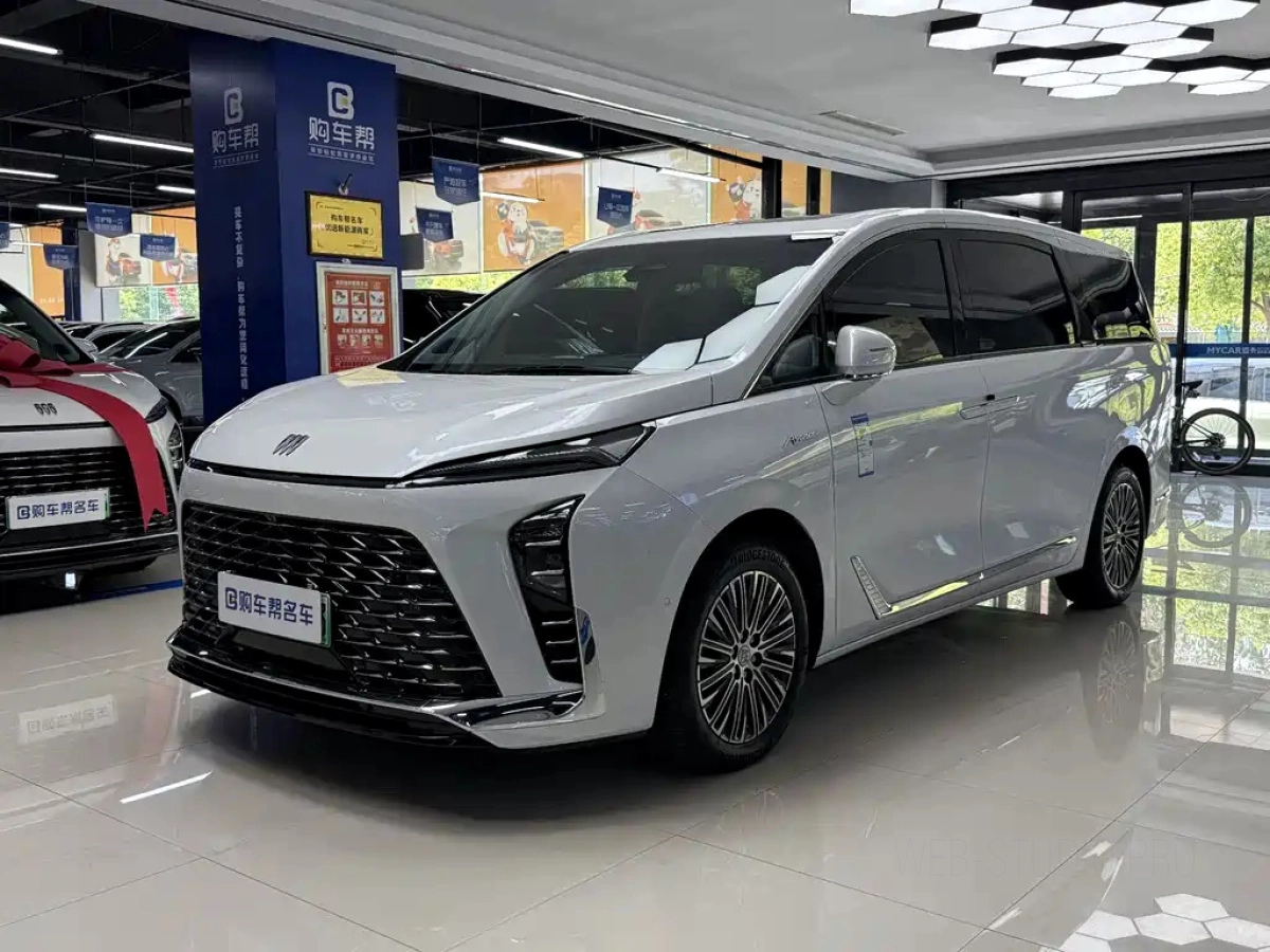 BUICK GL8 NEW ENERGY