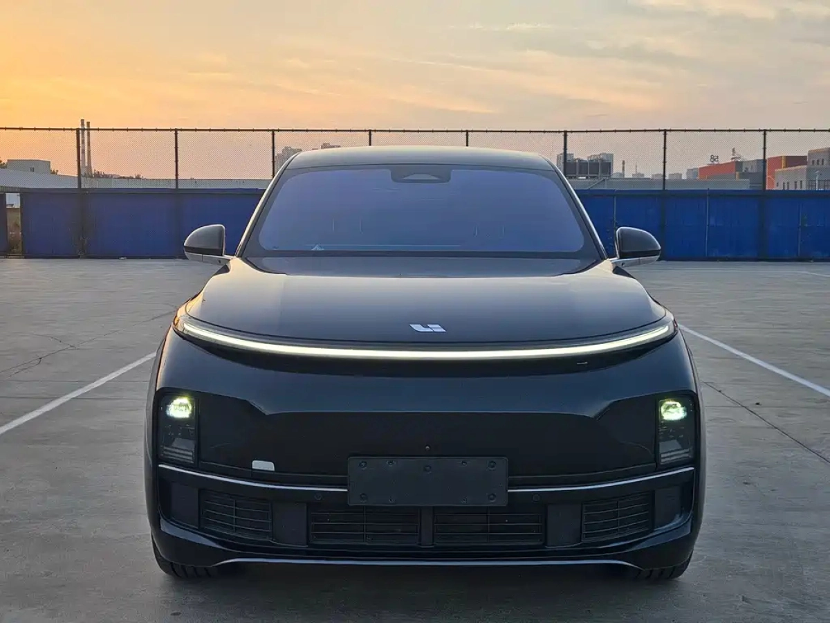 LI AUTO L8