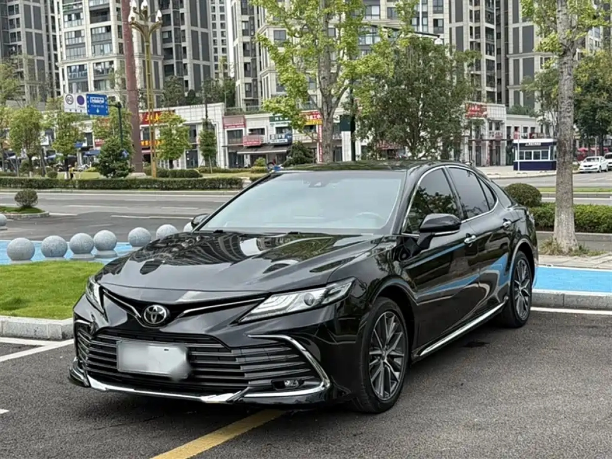 TOYOTA CAMRY  2023