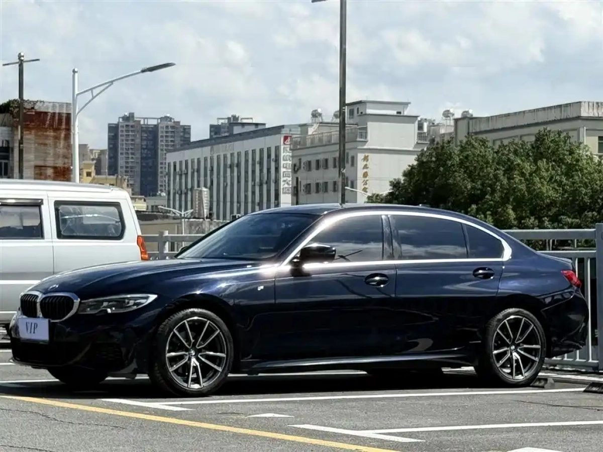 BMW 3-SERIES  2021