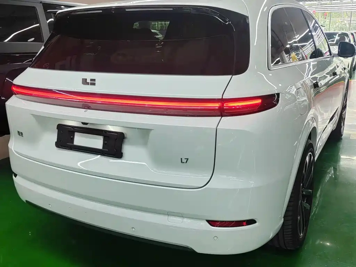 LI AUTO L7