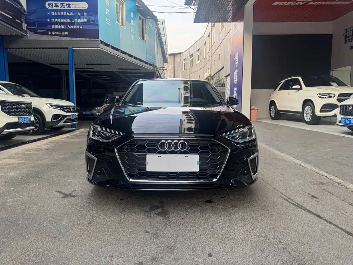 AUDI A4L