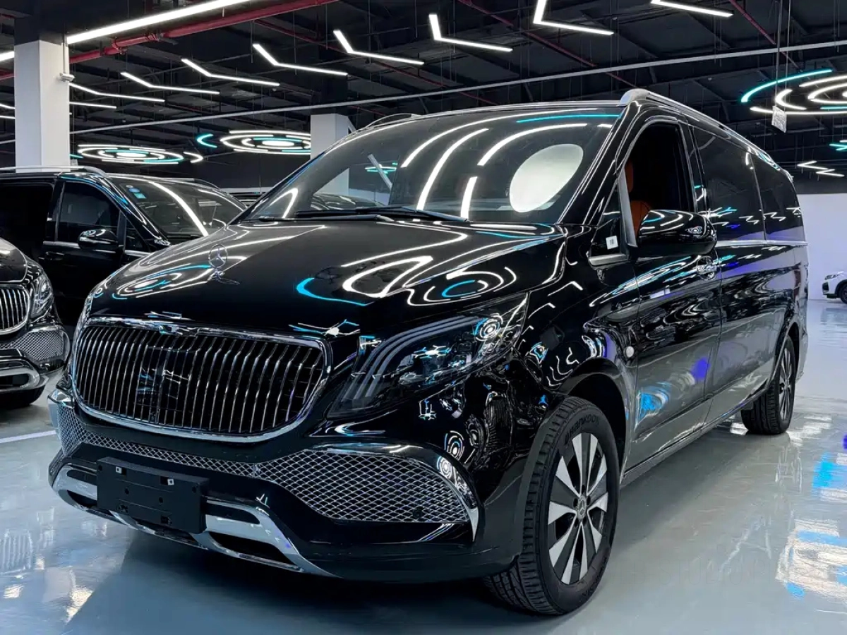 MERCEDES BENZ VITO  2022