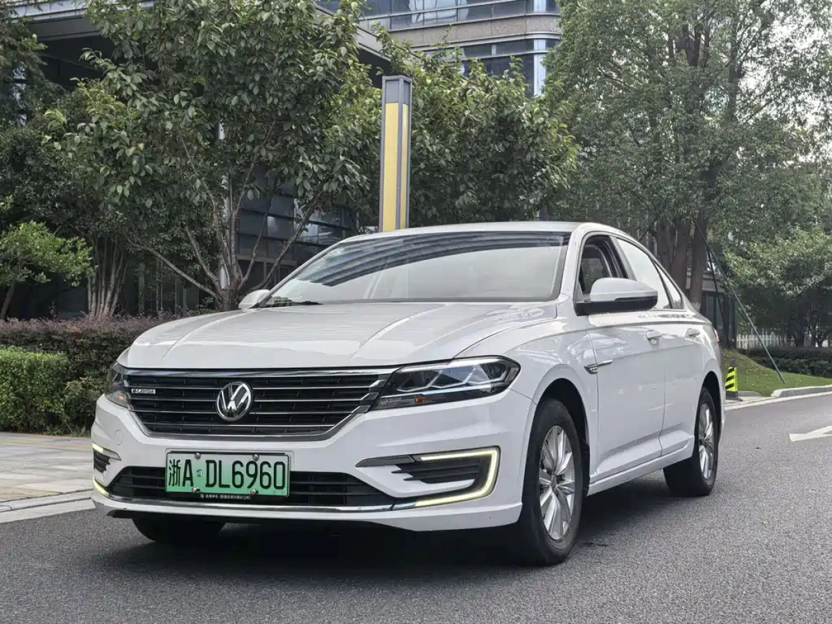 VOLKSWAGEN LAVIDA E-POWER  2021