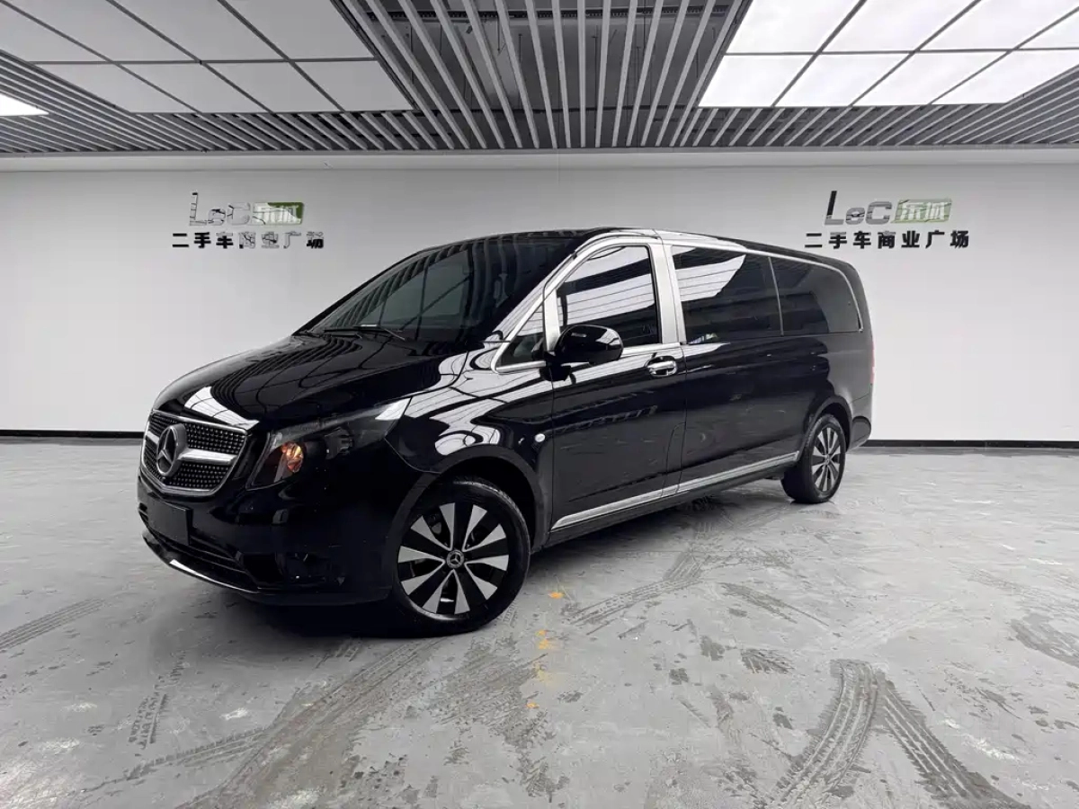 MERCEDES BENZ VITO  2022