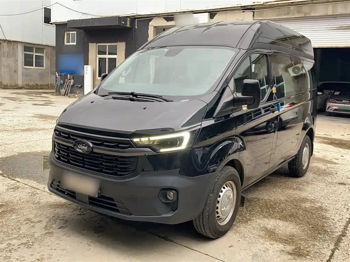 FORD TRANSIT  2023