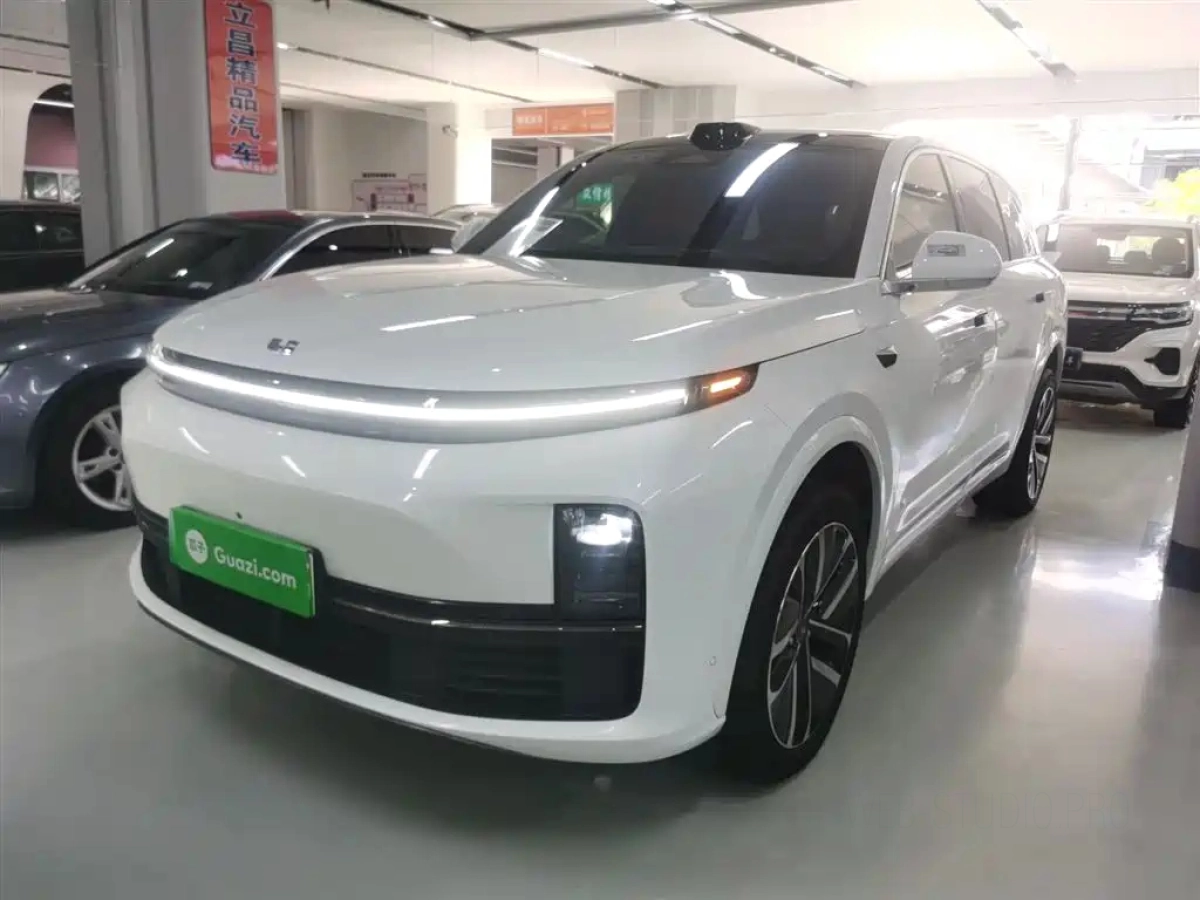 LI AUTO L7  2023
