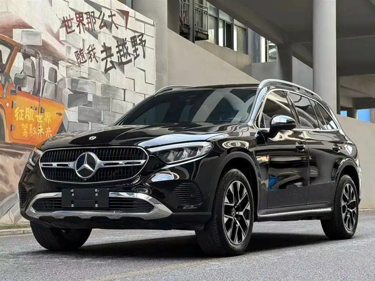 MERCEDES BENZ GLC