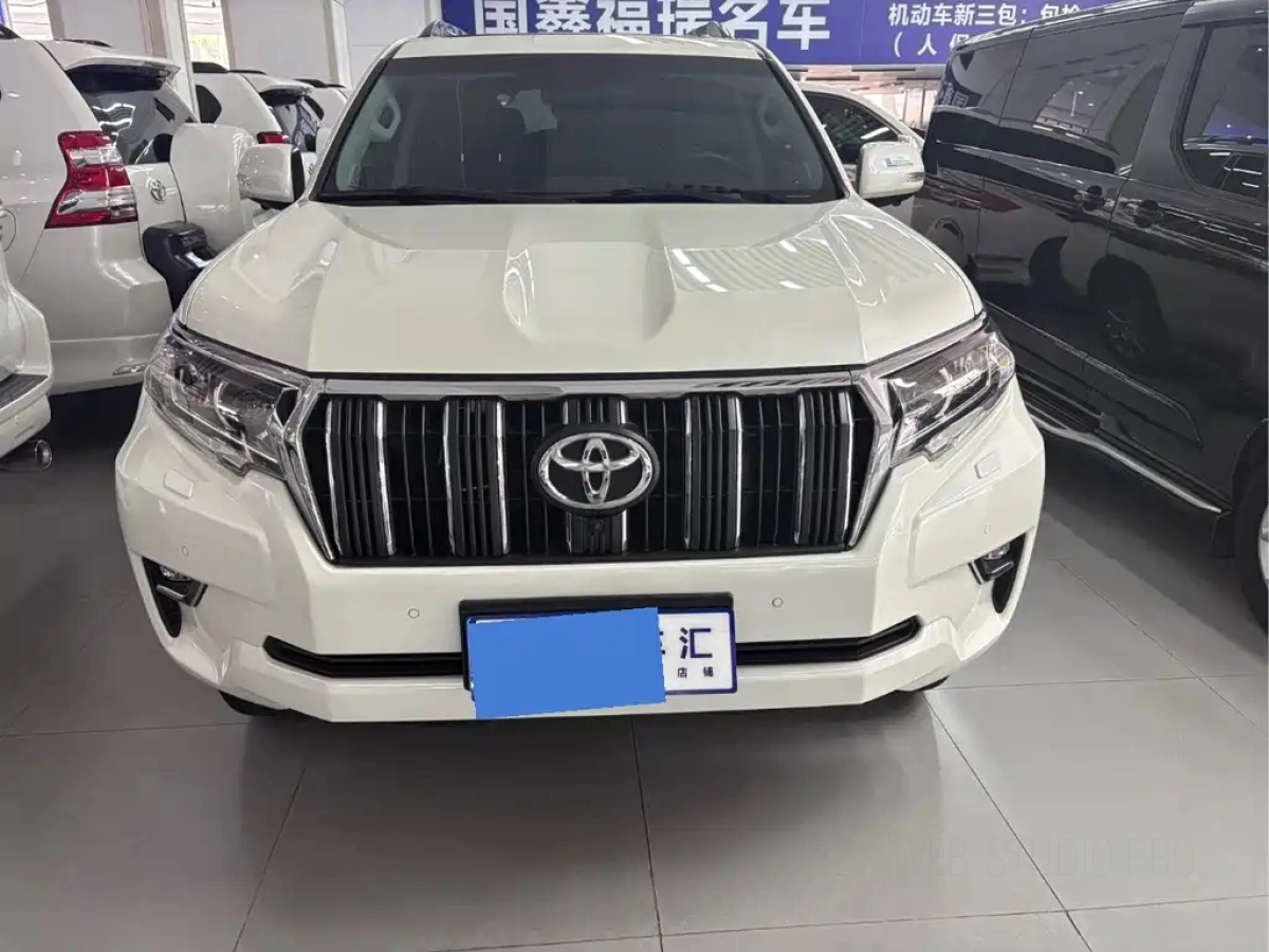 TOYOTA PRADO