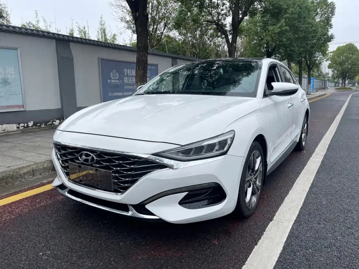 HYUNDAI LAFESTA  2019