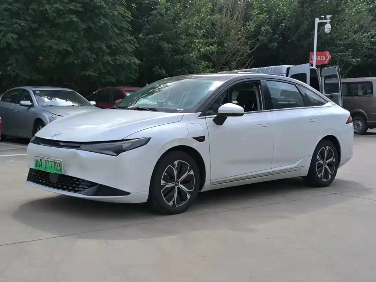 XPENG MOTORS P5