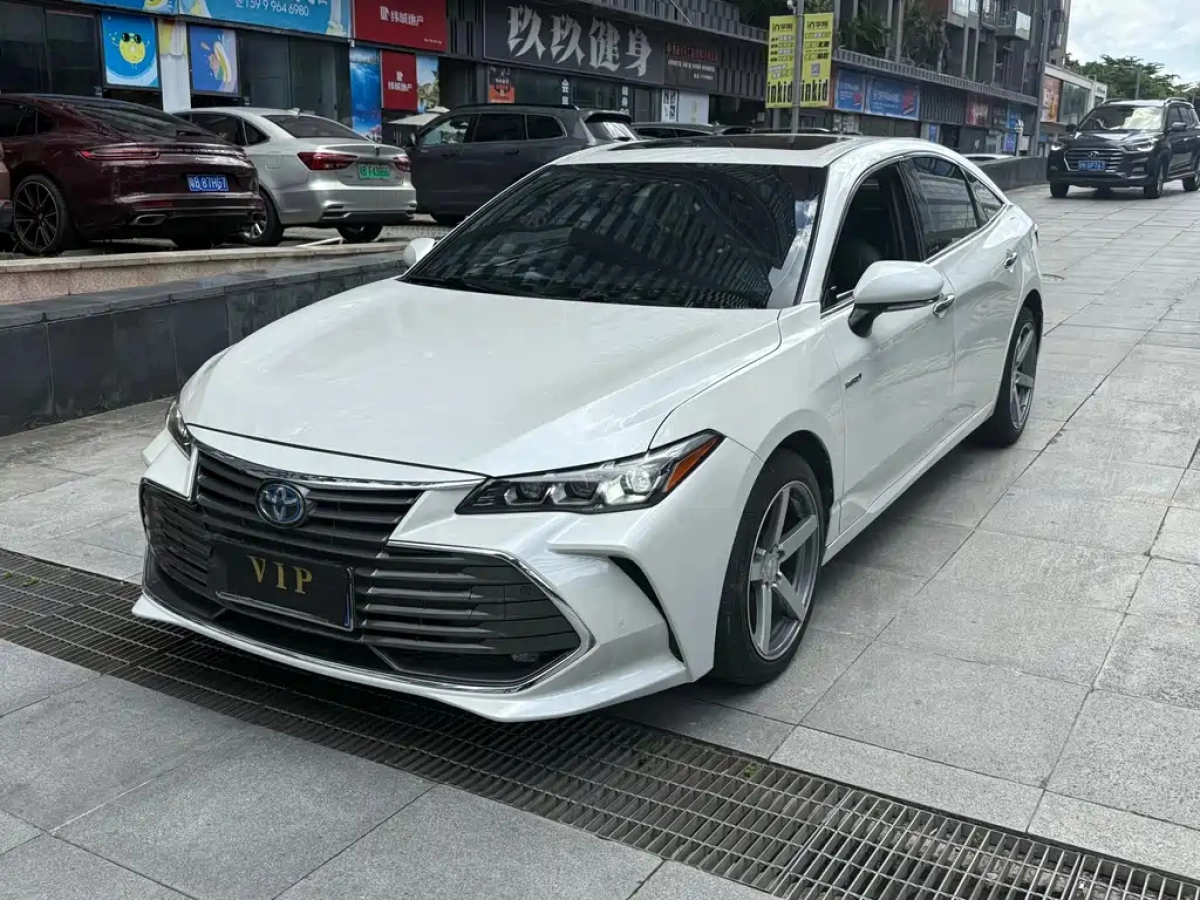 TOYOTA AVALON