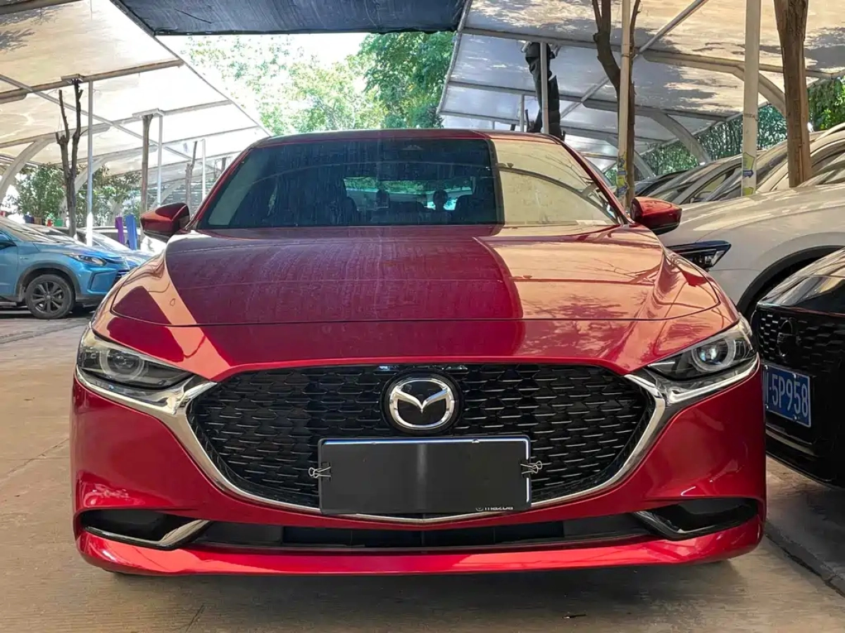 MAZDA 3 AXELA