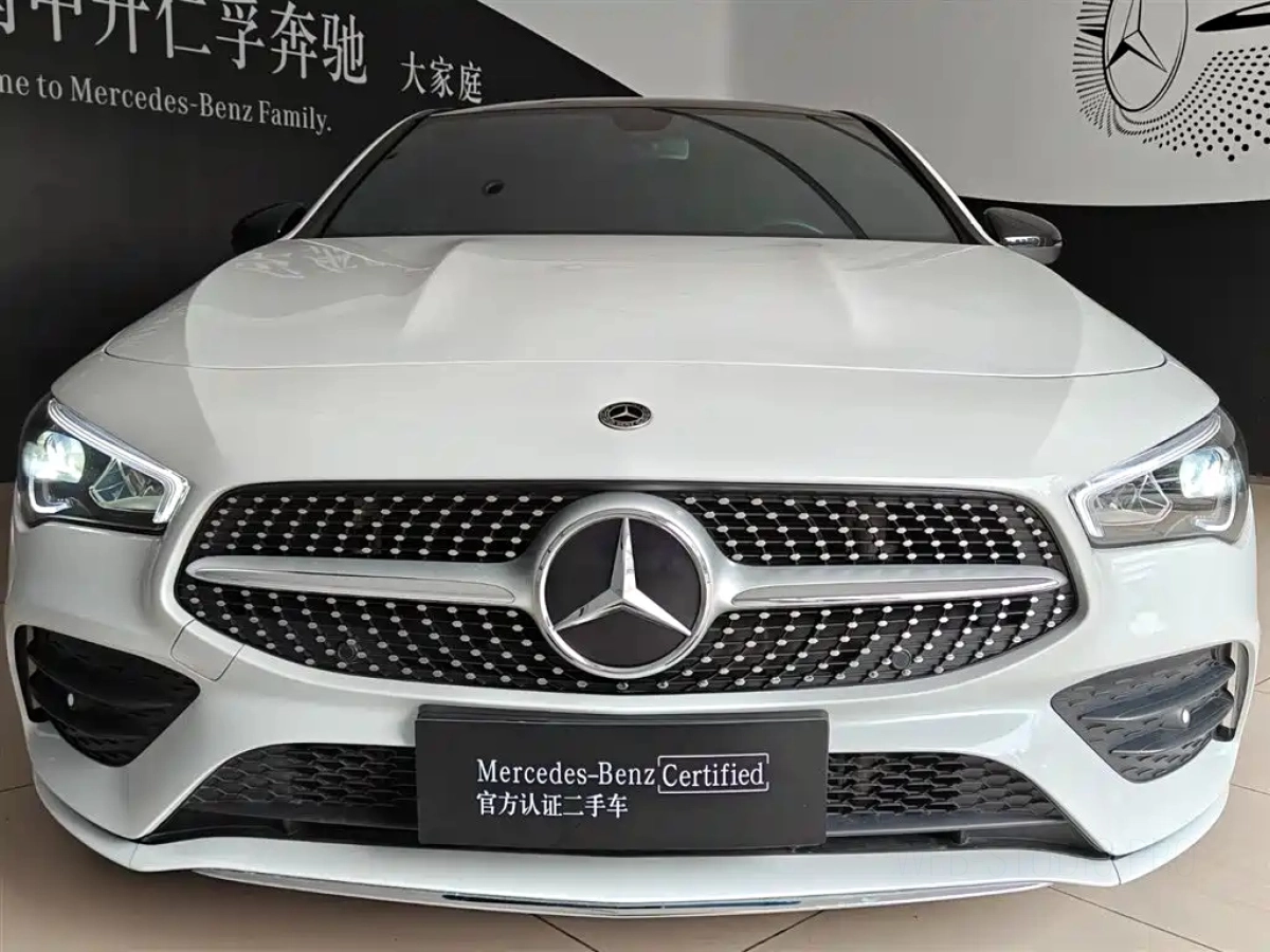 MERCEDES BENZ CLA