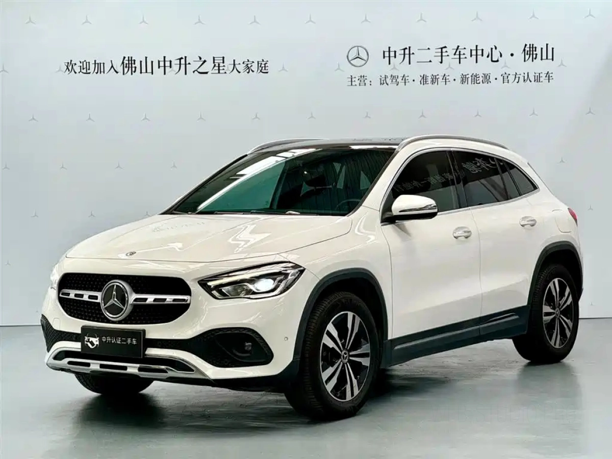 MERCEDES BENZ GLA