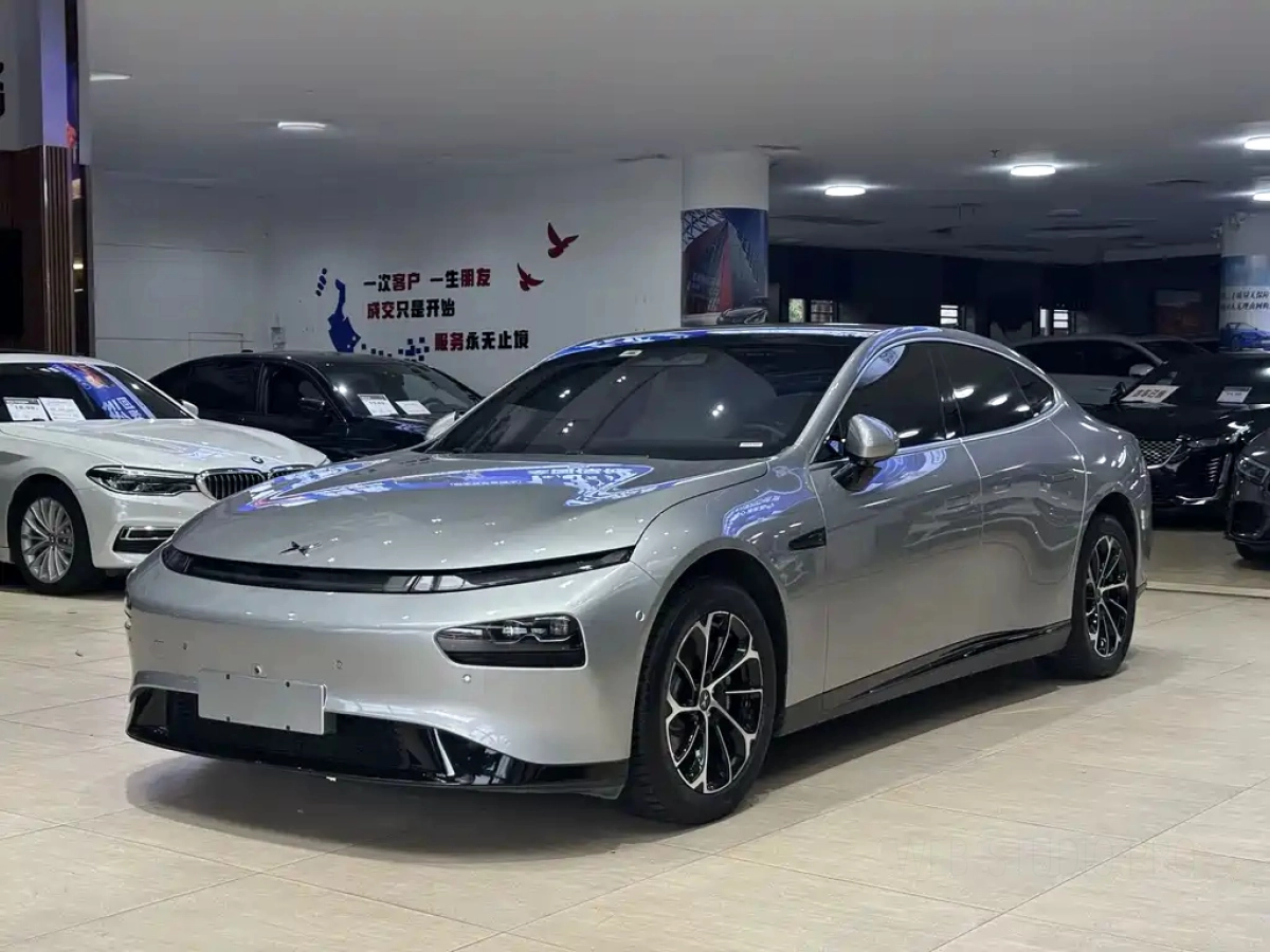 XPENG MOTORS P7  2023
