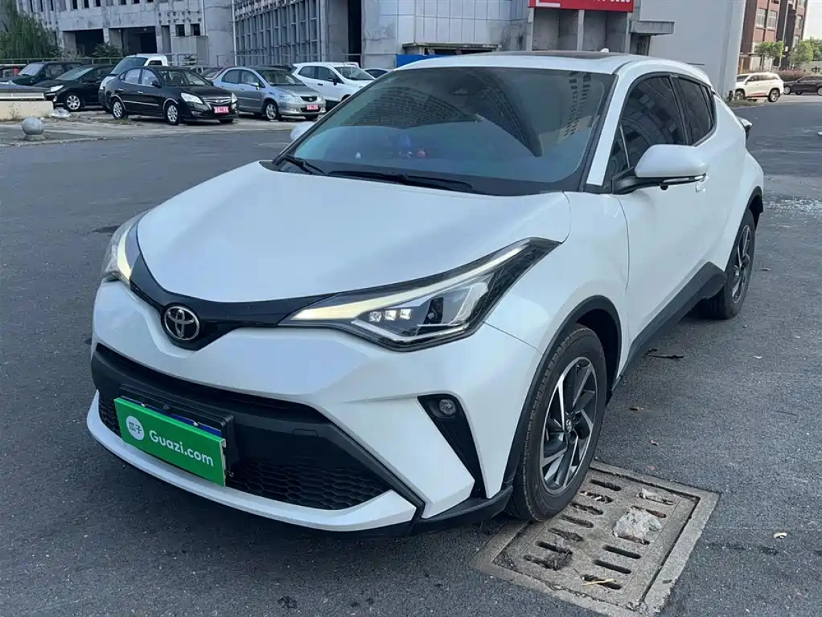 TOYOTA C-HR  2022