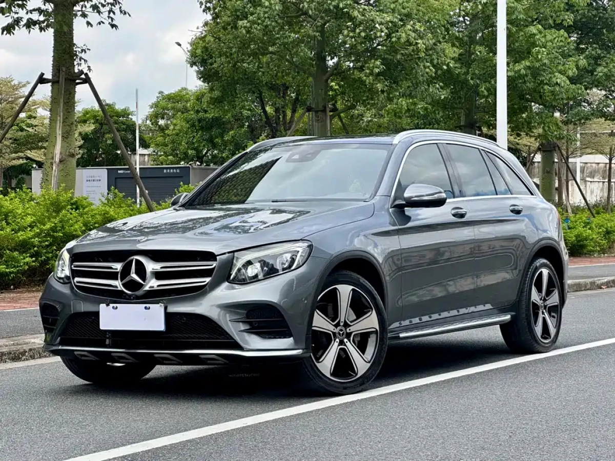 MERCEDES BENZ GLC