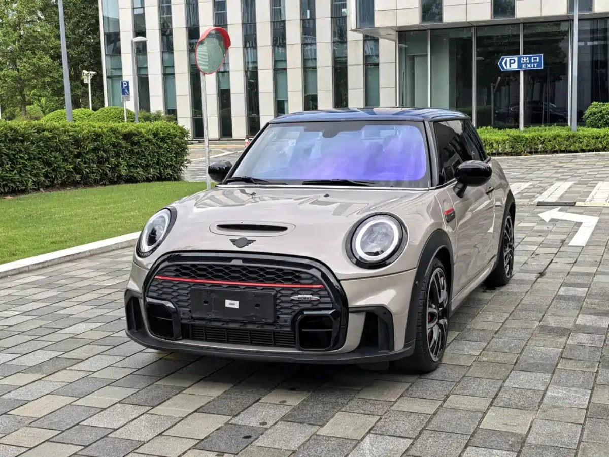 MINI JCW