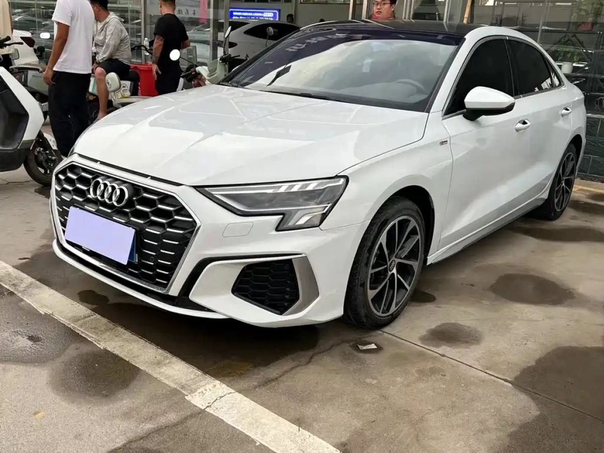 AUDI A3  2022