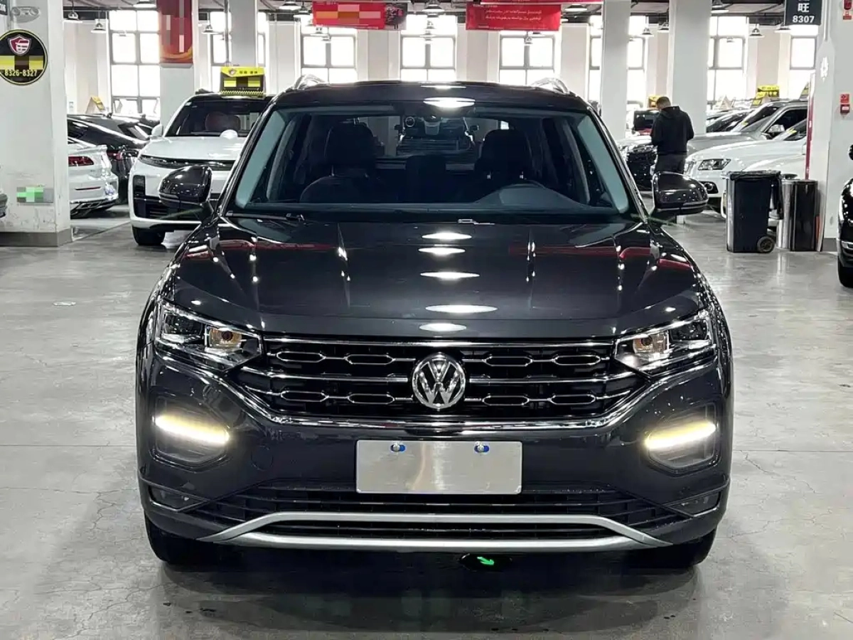 VOLKSWAGEN TAYRON