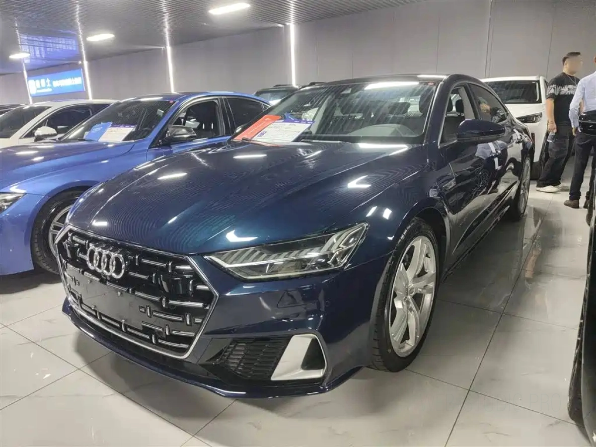 AUDI A7L