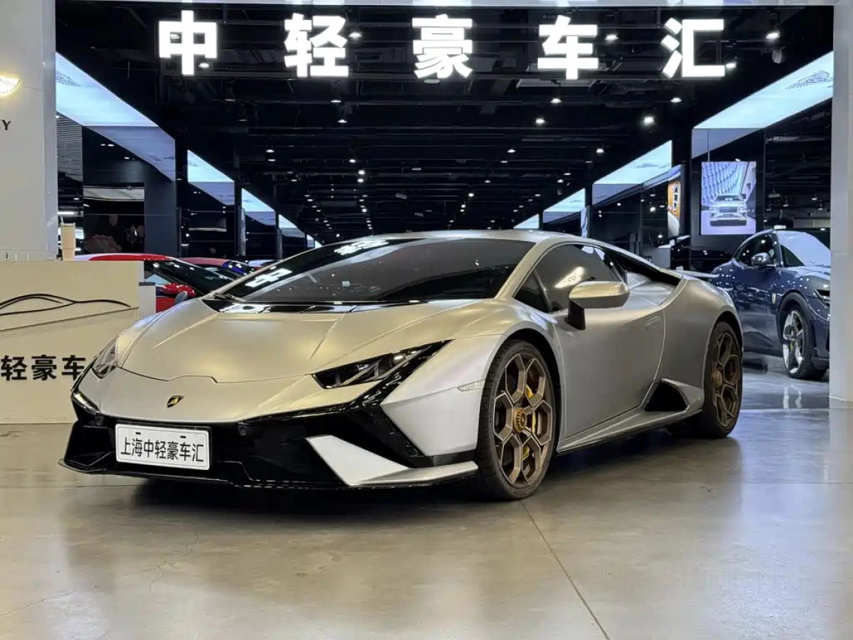 LAMBORGHINI HURACAN  2024