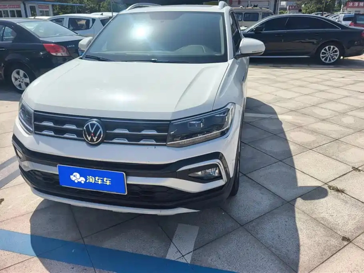 VOLKSWAGEN T-CROSS