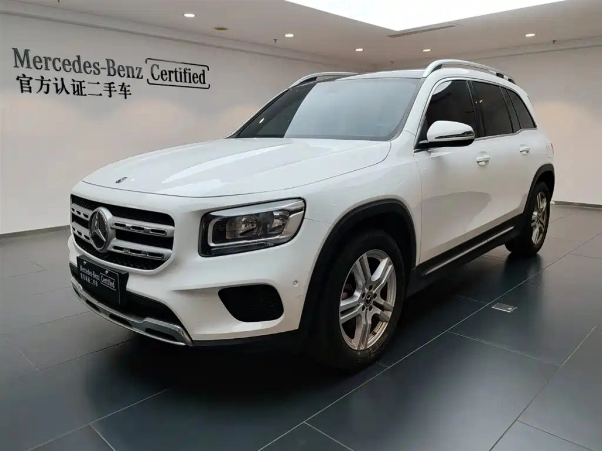 MERCEDES BENZ GLB