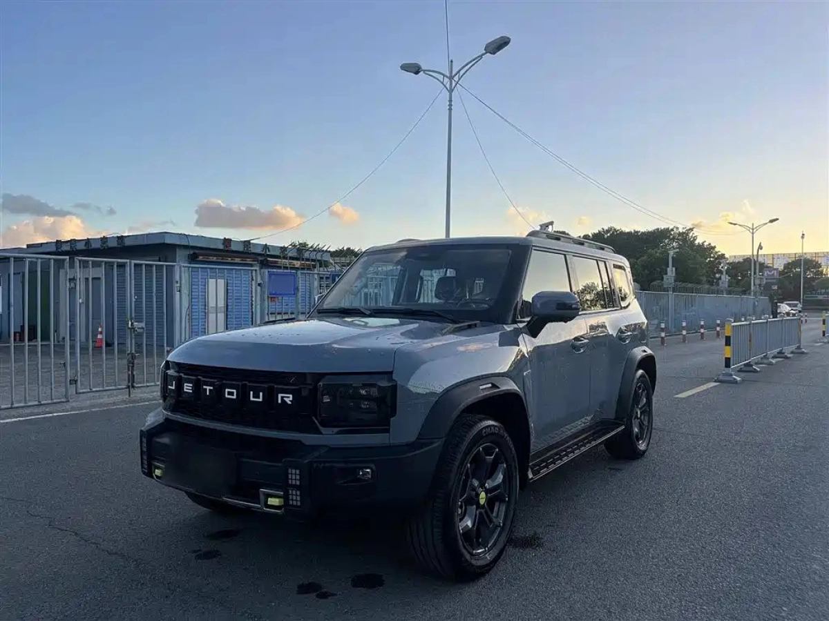 JETOUR TRAVELLER  T2