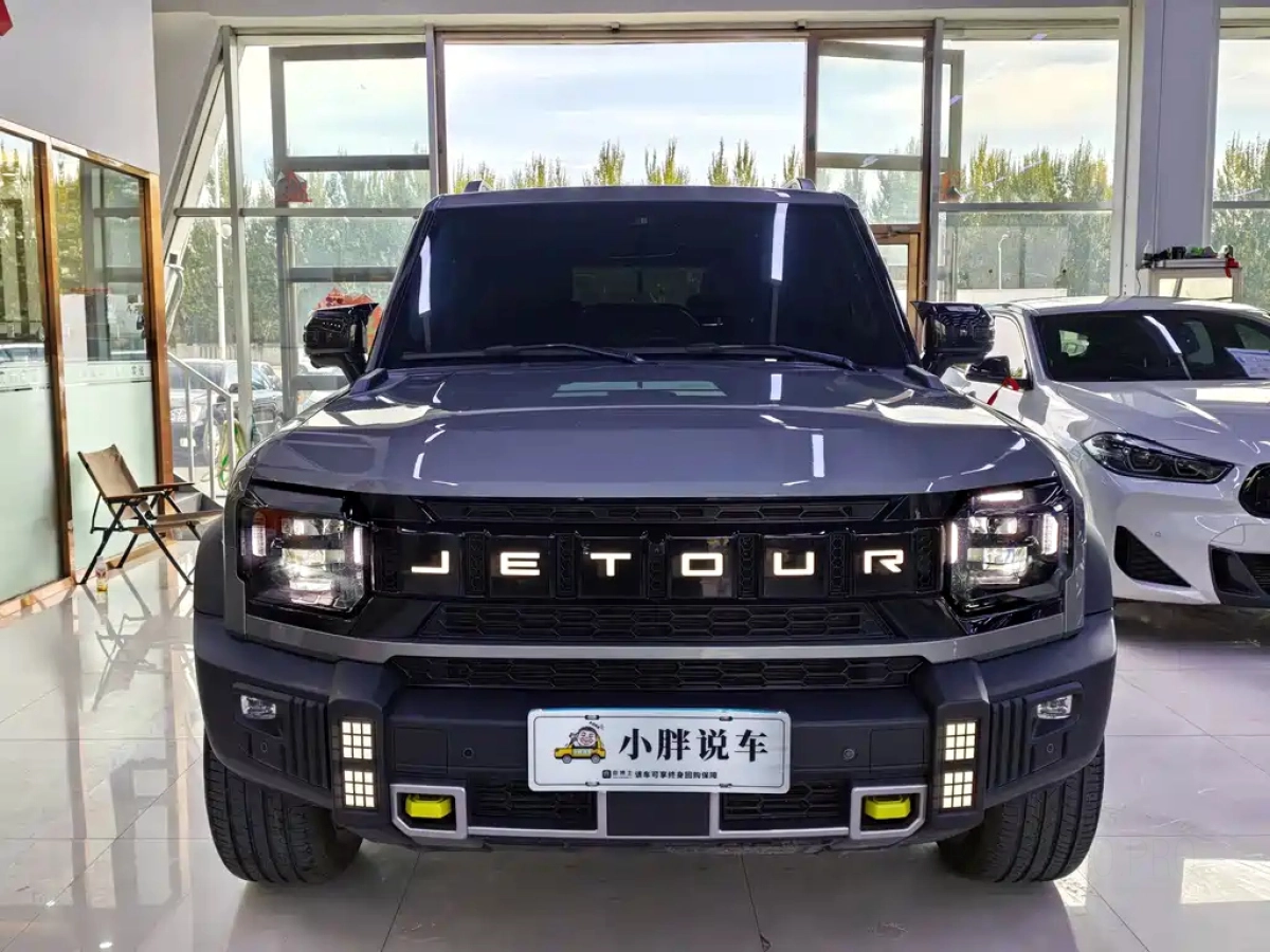 JETOUR TRAVELLER  T2