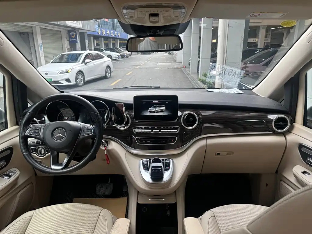 MERCEDES BENZ V-CLASS