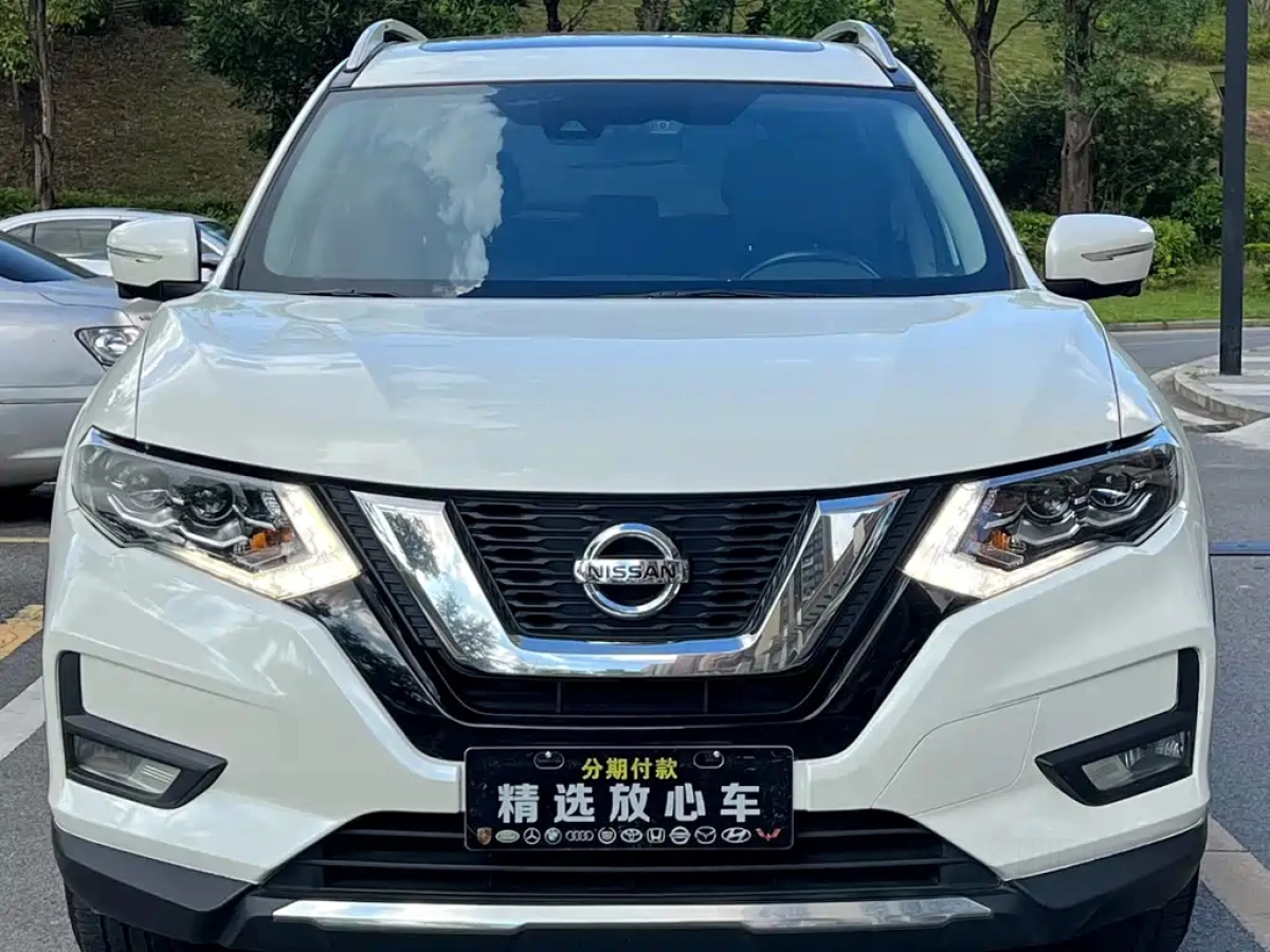 NISSAN X-TRAIL