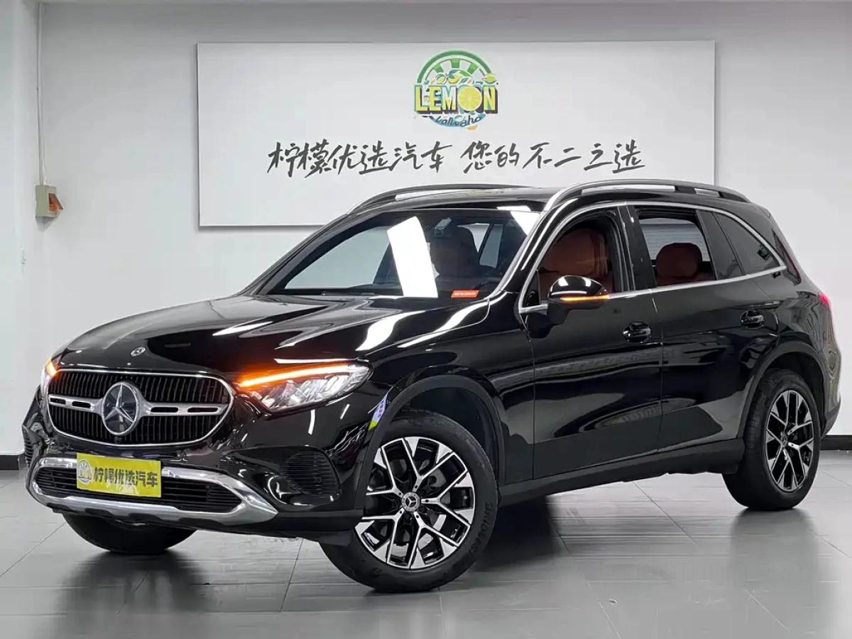 MERCEDES BENZ GLC