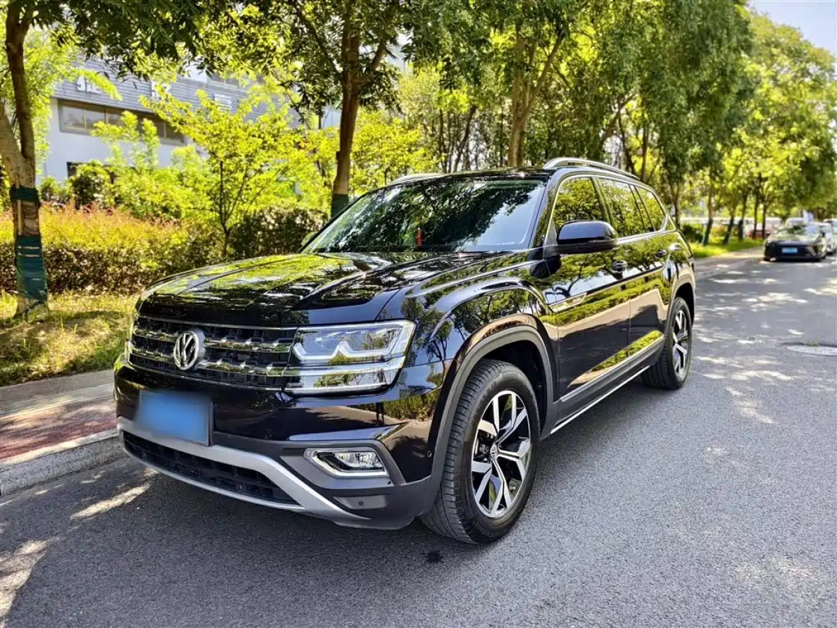 VOLKSWAGEN TERAMONT  2020