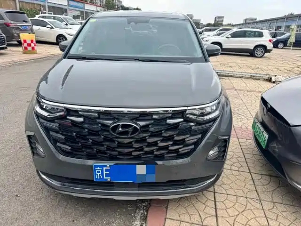 HYUNDAI CUSTO