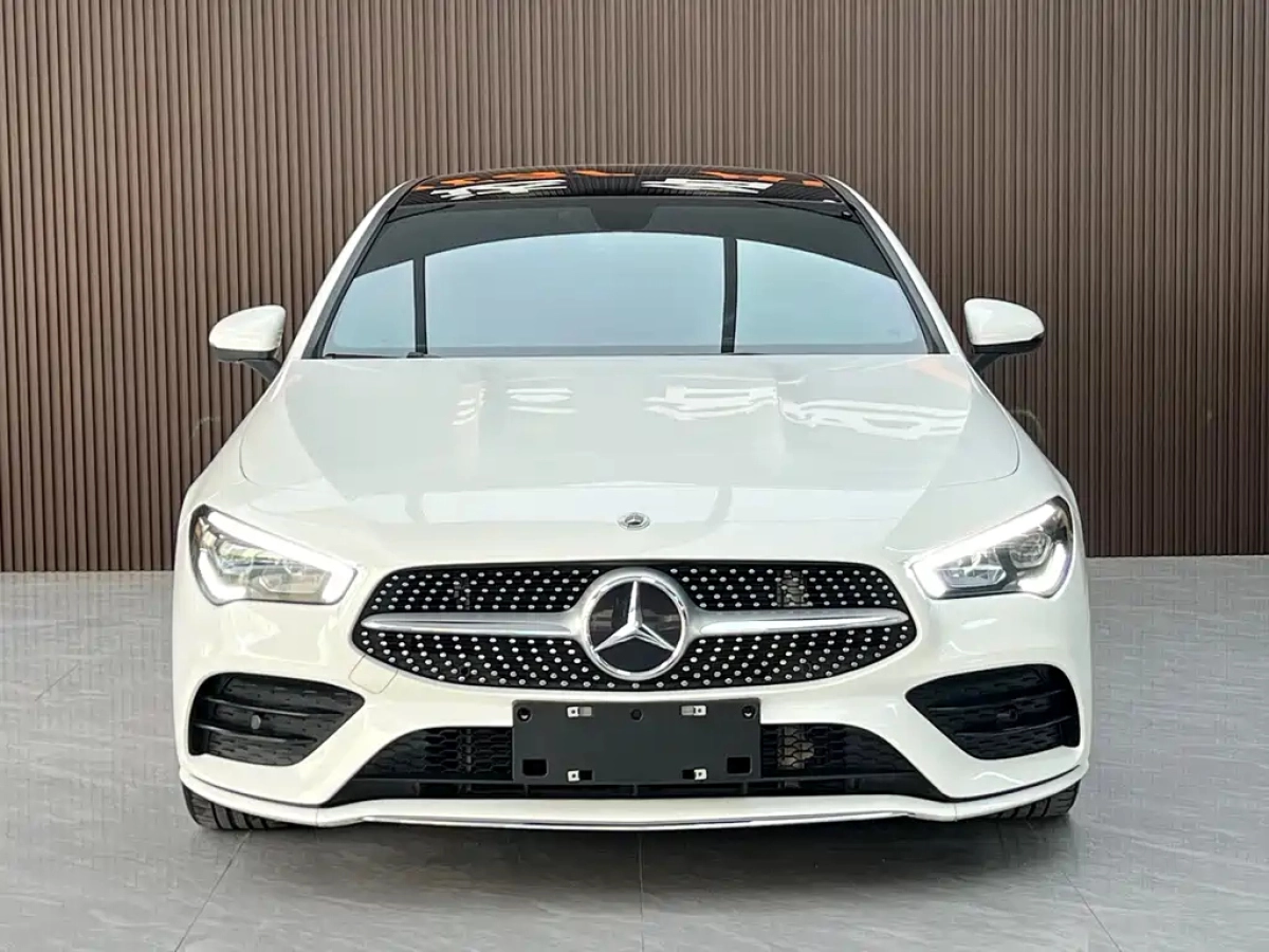 MERCEDES BENZ CLA