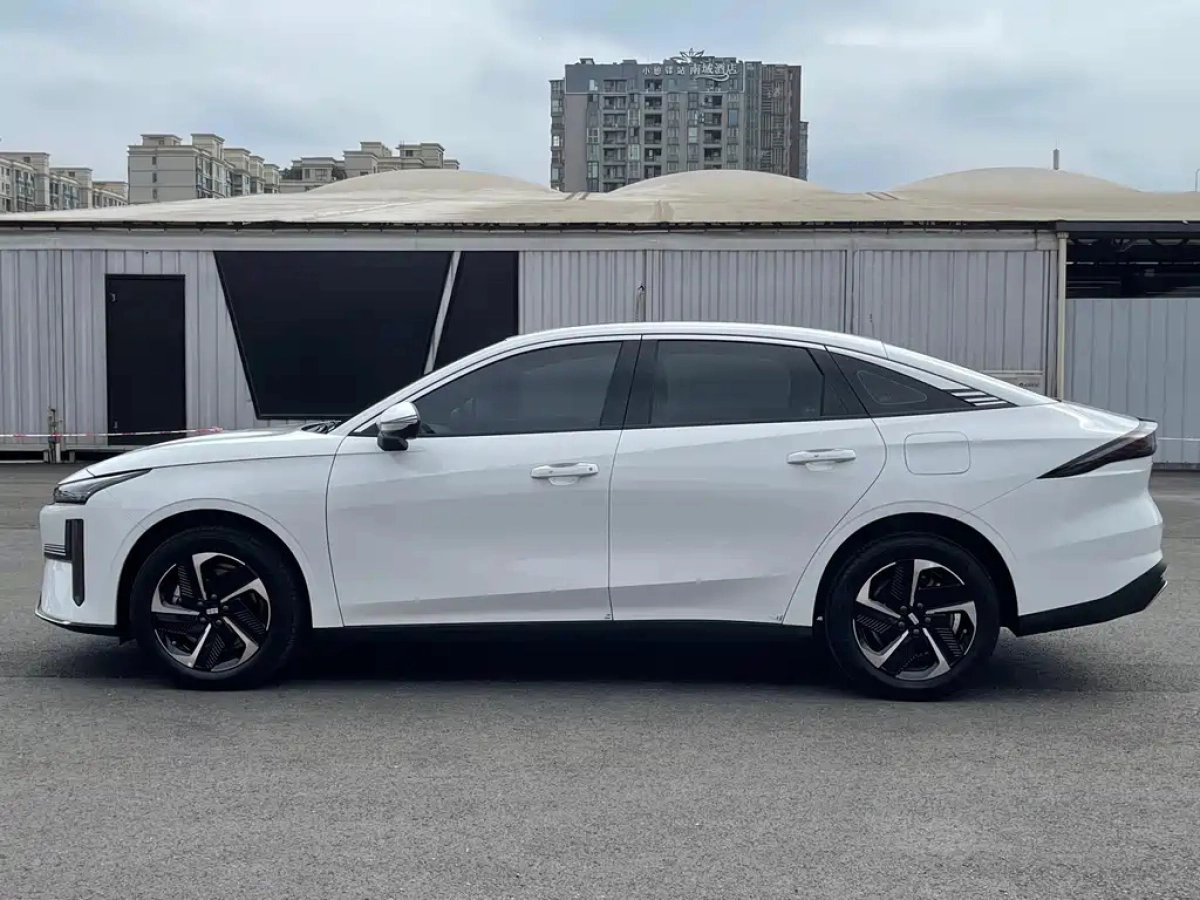 GEELY GALAXY GALAXY L6