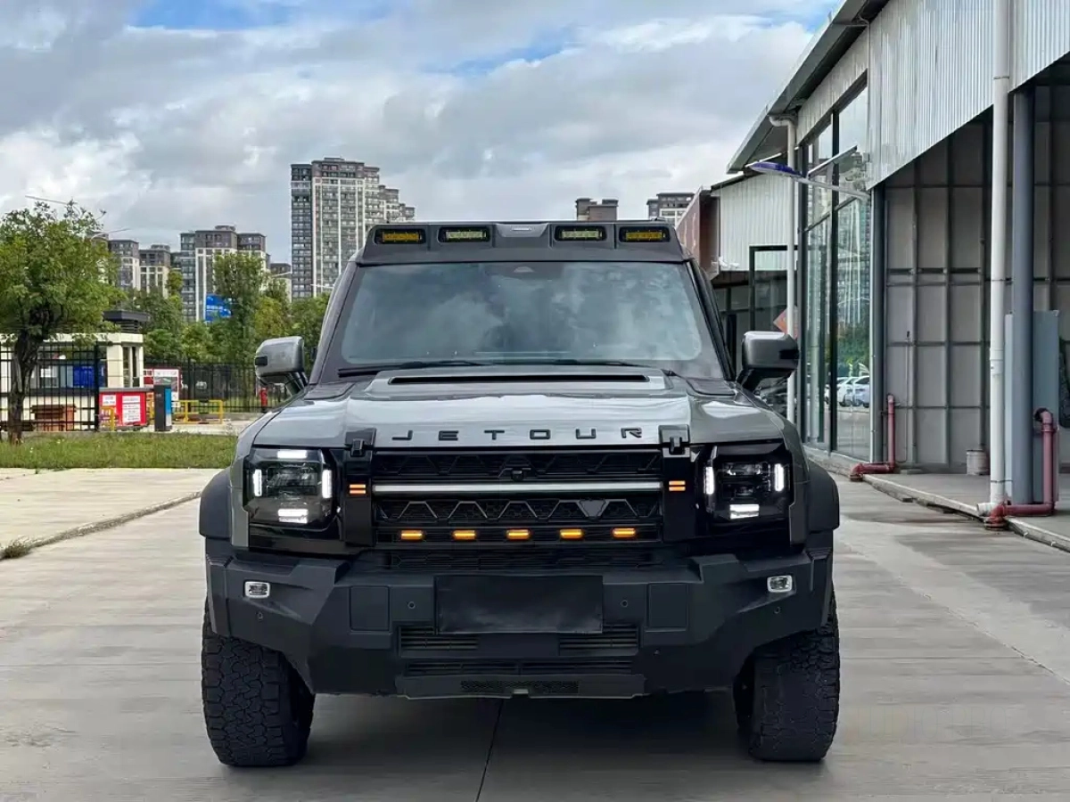 JETOUR TRAVELLER  T2