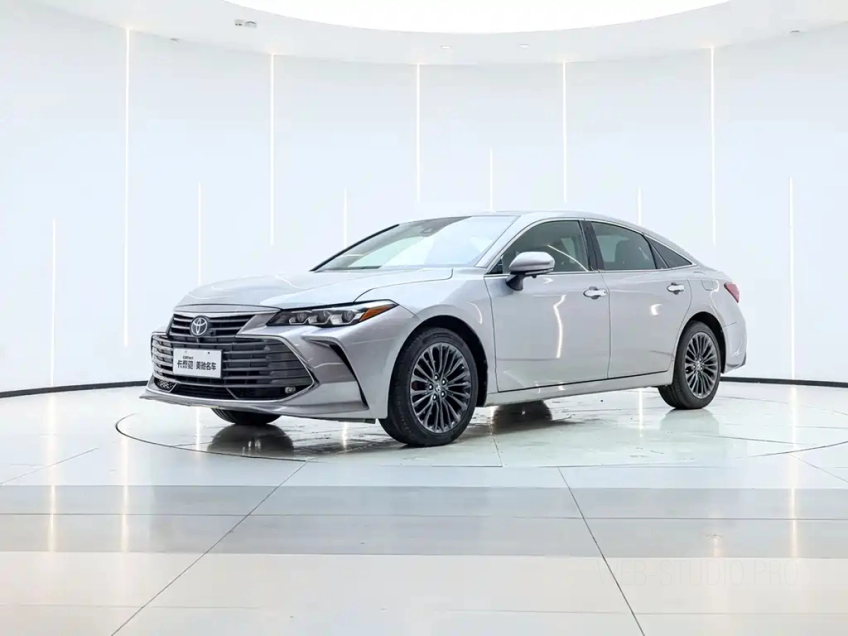 TOYOTA AVALON  2020