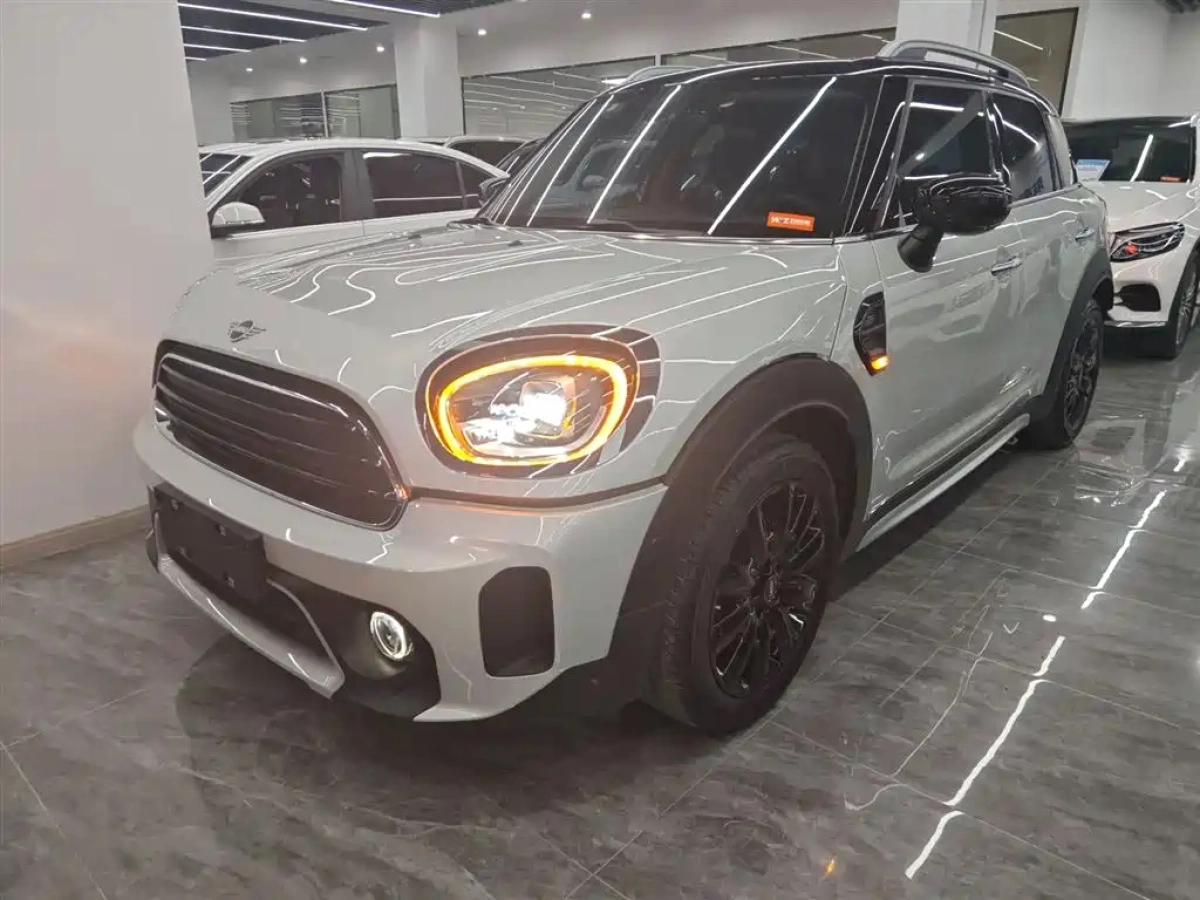MINI COUNTRYMAN