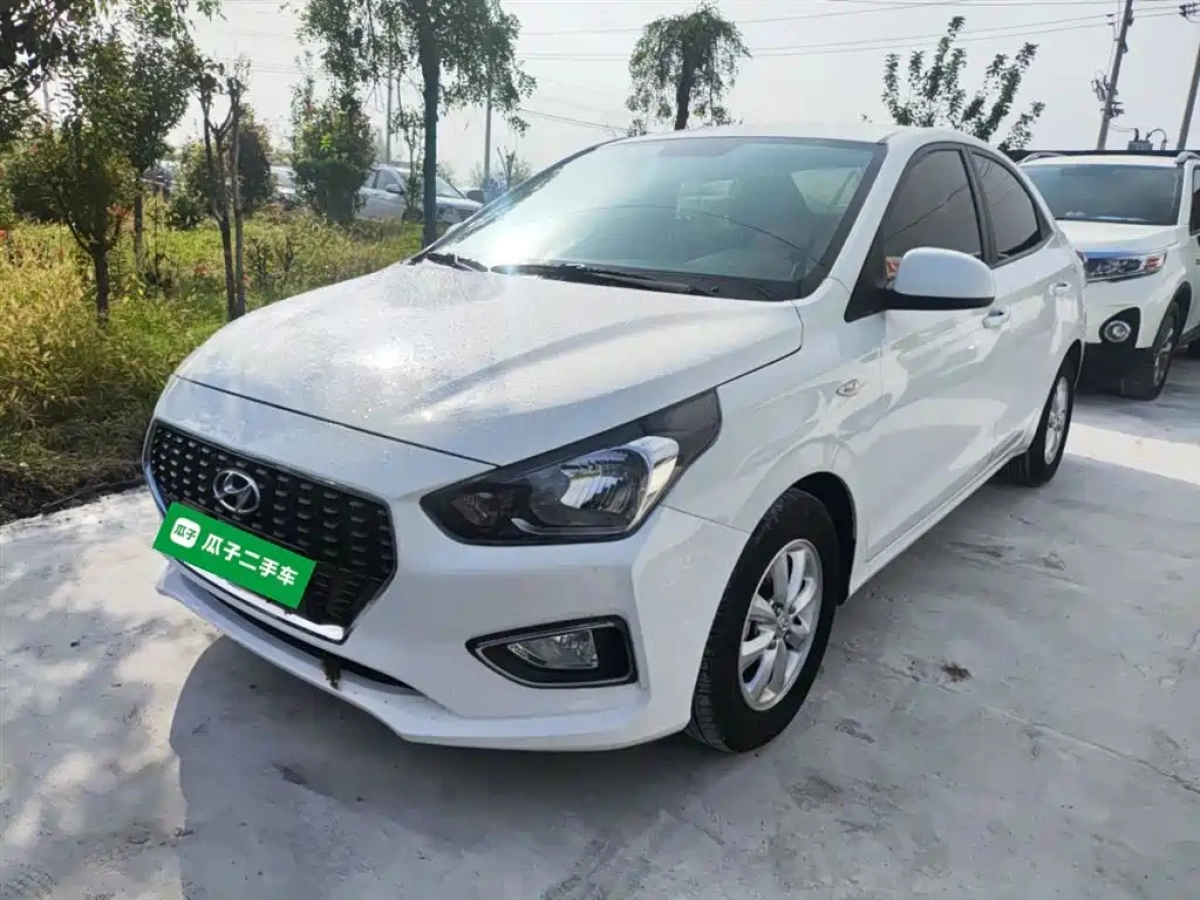 HYUNDAI SOLARIS  2019