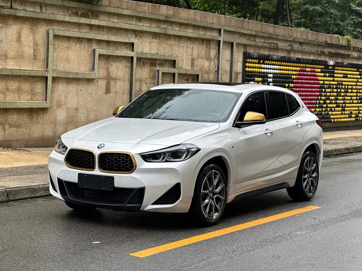BMW X2