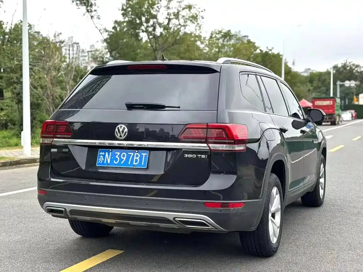 VOLKSWAGEN TERAMONT